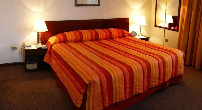 Hotel Alcala Del Rio Сантьяго Экстерьер фото